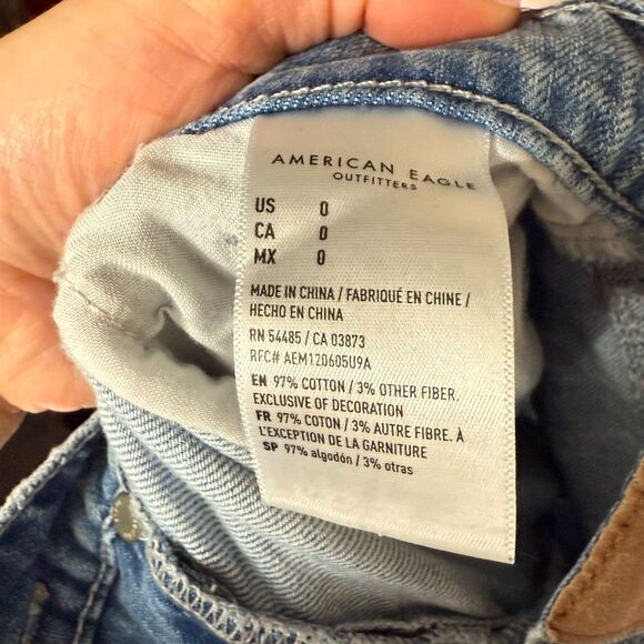 American Eagle Women’s 0 Plaid Patterned High Rise Mom Shorts - Picture 6 of 6